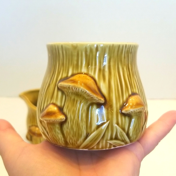 Vintage Retro 70's Ceramic Mushroom Cream and Sugar Set - Picture 6 of 7